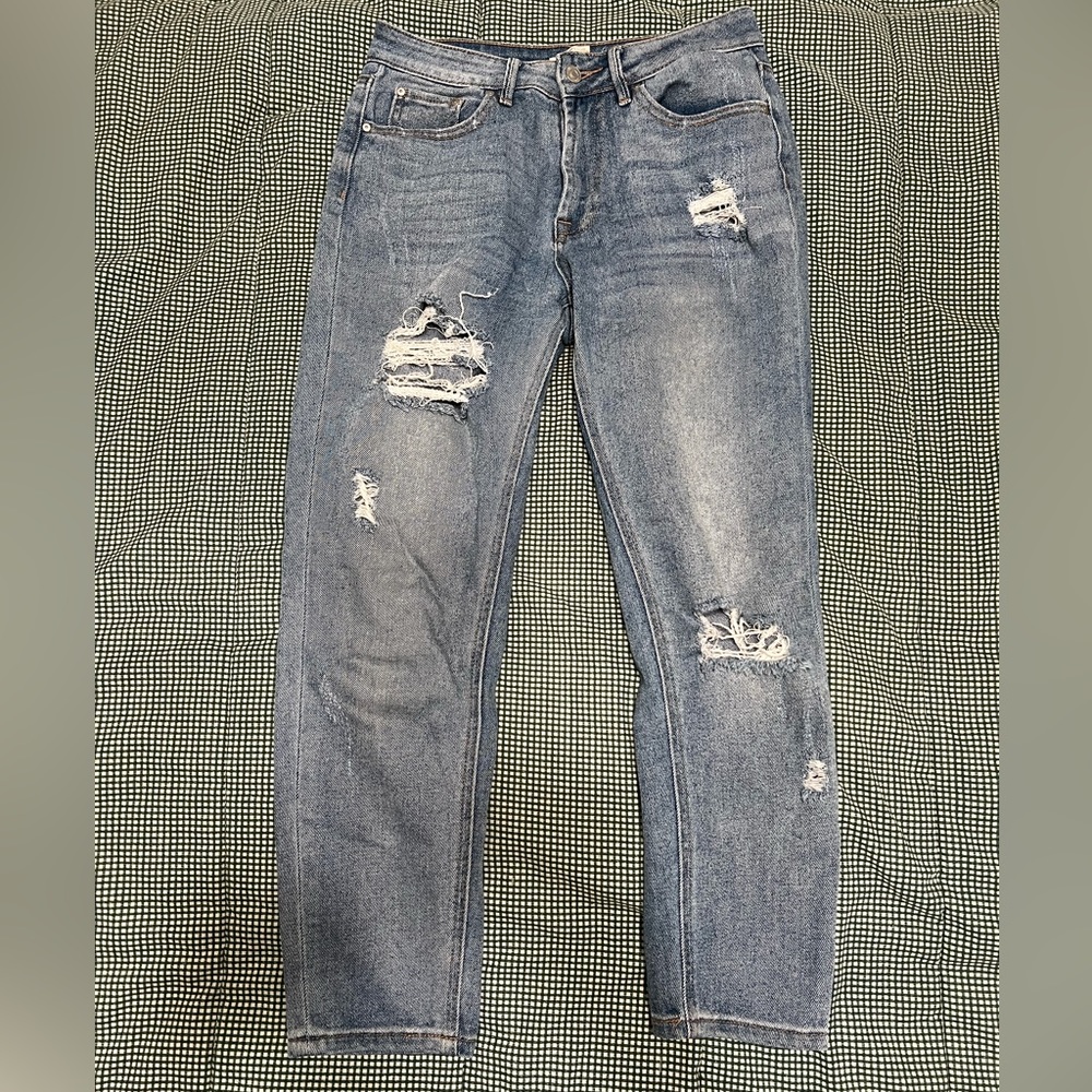 SKY and SPARROW Ripped Womens Mom Jeans- Size 1 (runs big)